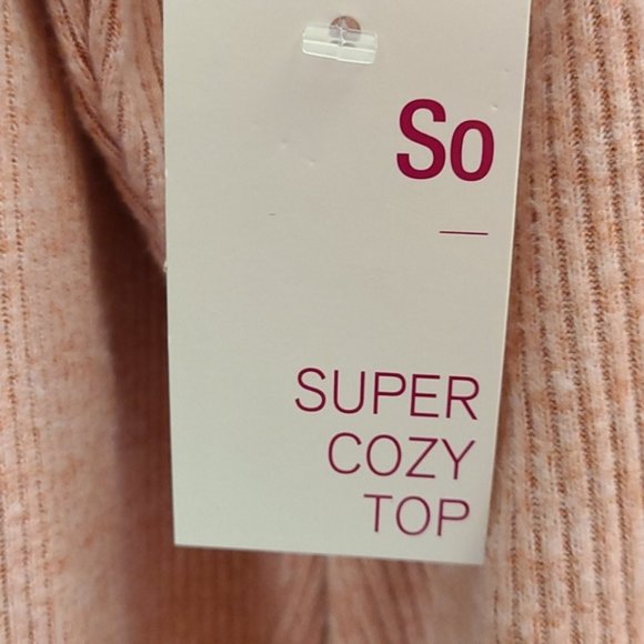 SO Super Soft Pink Top - Picture 8 of 9